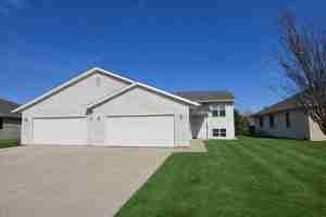 featured image of 2716 N Wright Rd