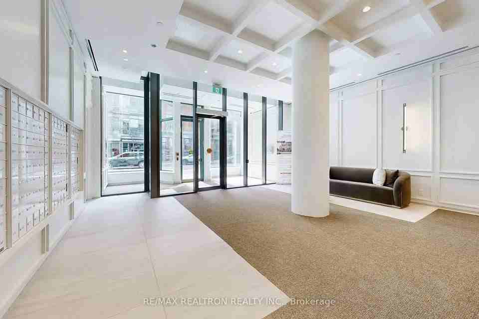 100 Queen Street East - Photo 6 of 14