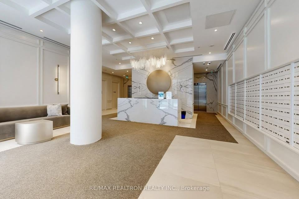 100 Queen Street East - Photo 2 of 14