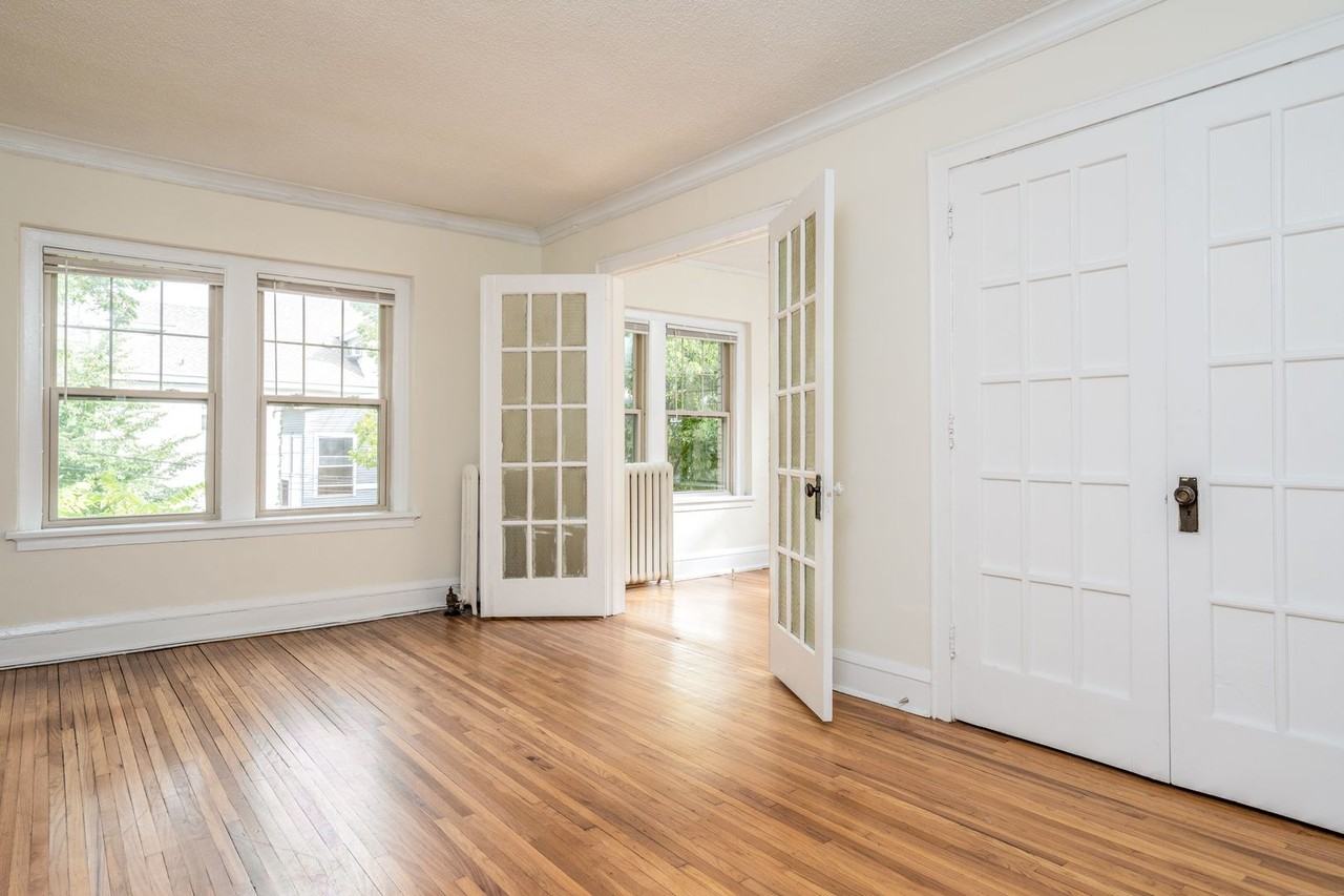 Belmont Apartments - Photo 2 of 10