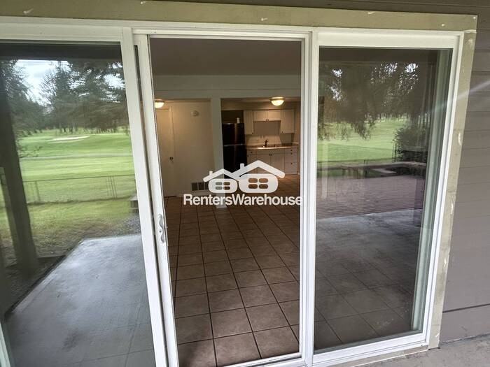 3707 Northshore Blvd Ne - Photo 3 of 32