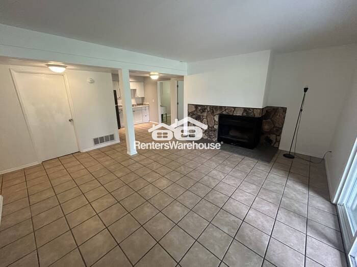 3707 Northshore Blvd Ne - Photo 6 of 32