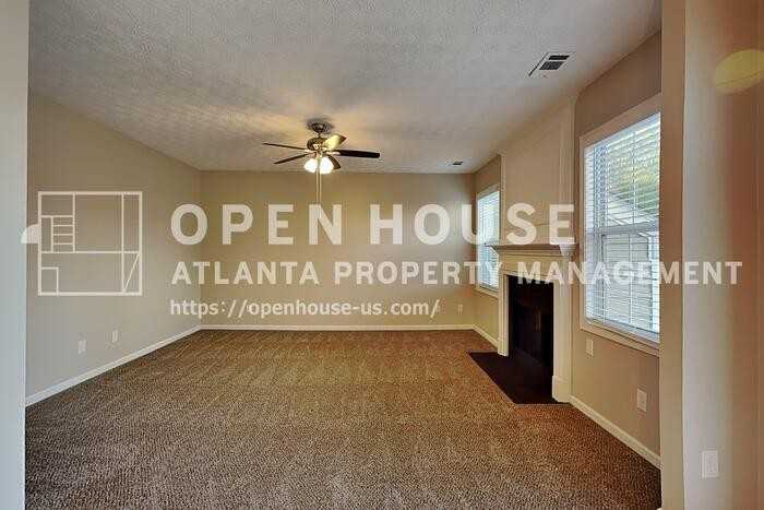 238 Diamond Valley Pass - Photo 4 of 20