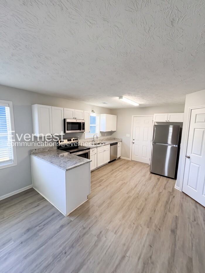 113 Dove Lndg - Photo 2 of 26