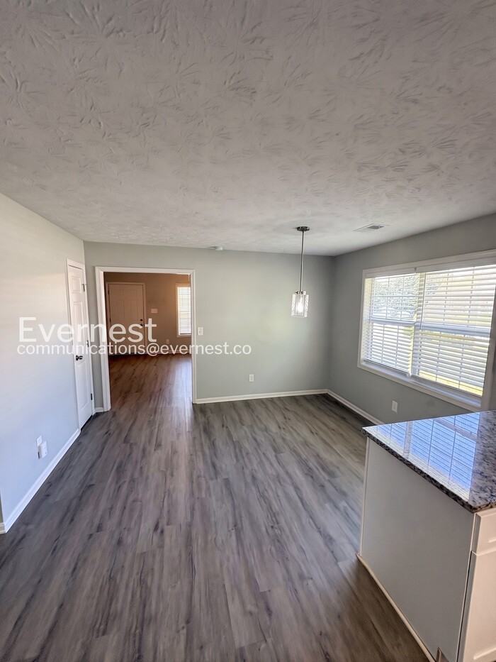 113 Dove Lndg - Photo 5 of 26