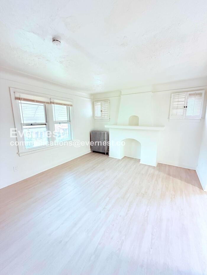 15736 Steel St #2 - Photo 5 of 28