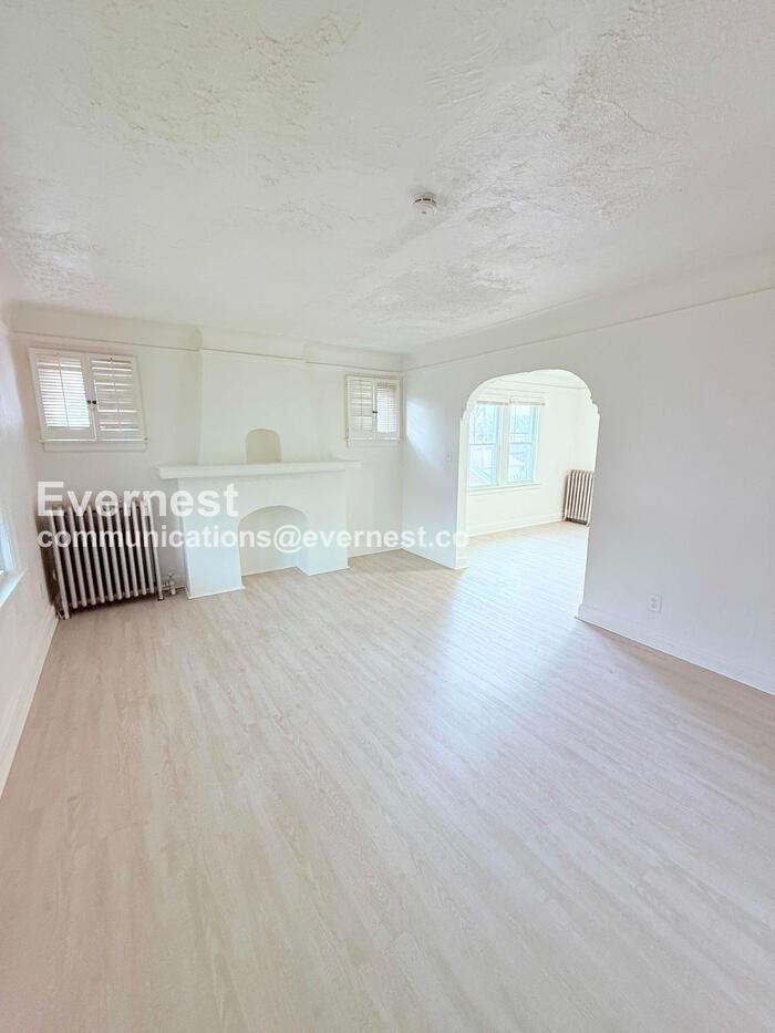 15736 Steel St #2 - Photo 6 of 28