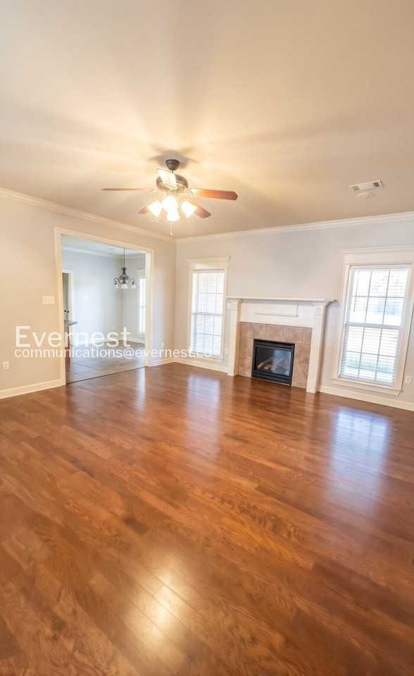 2835 Plateau Dr - Photo 6 of 33