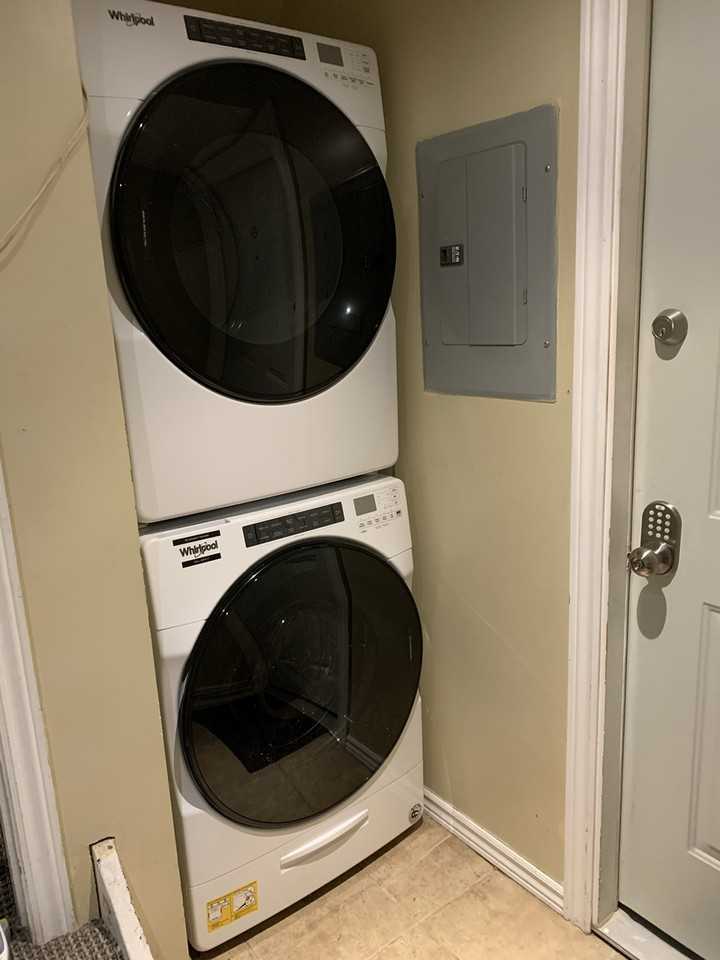 239 Pickering St - Photo 7 of 7