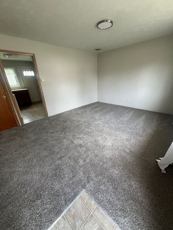 6 Ridge Ct - Photo 3 of 11