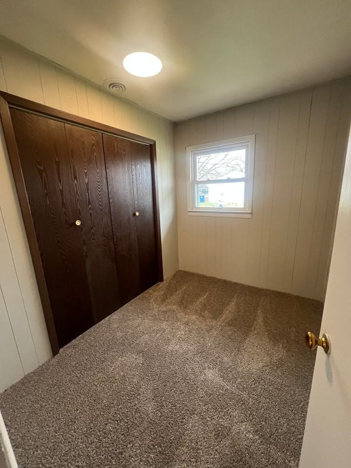 6 Ridge Ct - Photo 7 of 11