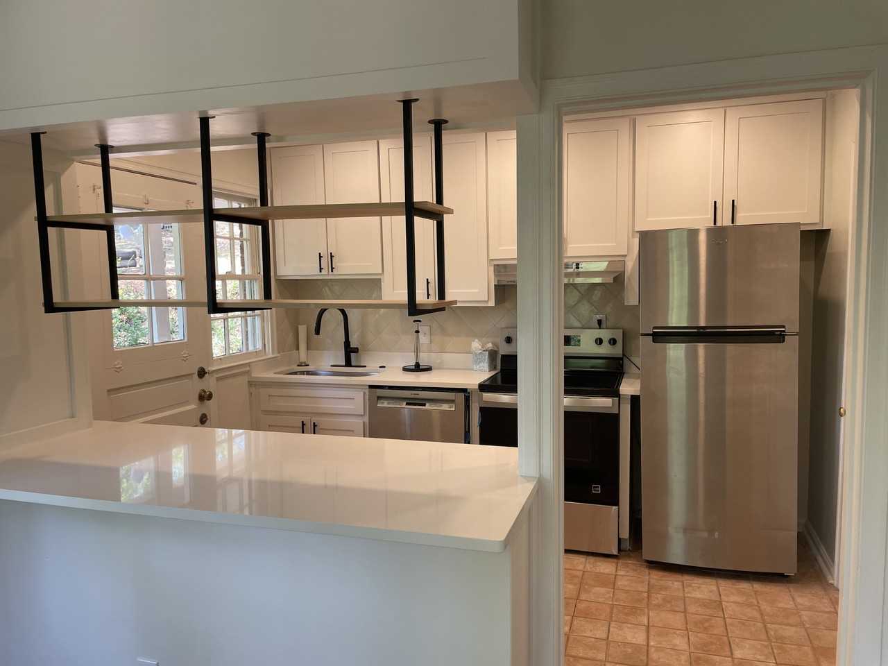 239 Kinsey Ct Ne #A - Photo 2 of 13