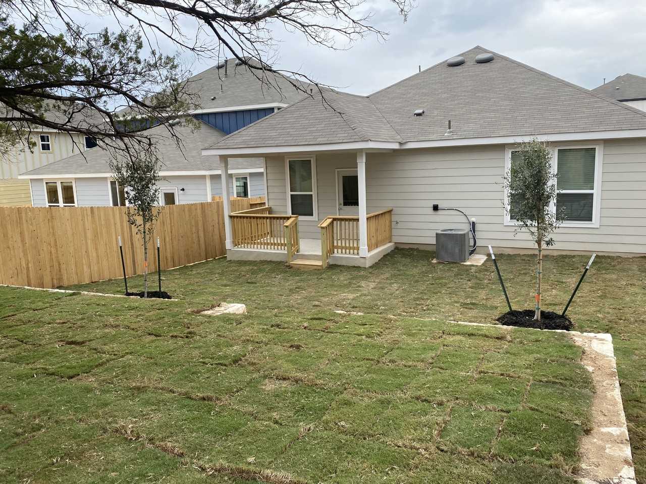 7910 Ponderosa Pne #C - Photo 4 of 6