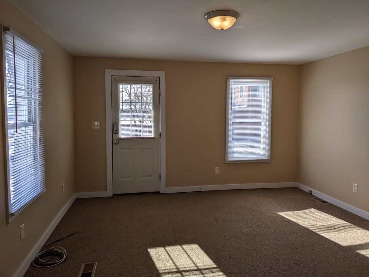 42 Mccrea St #2 - Photo 2 of 17