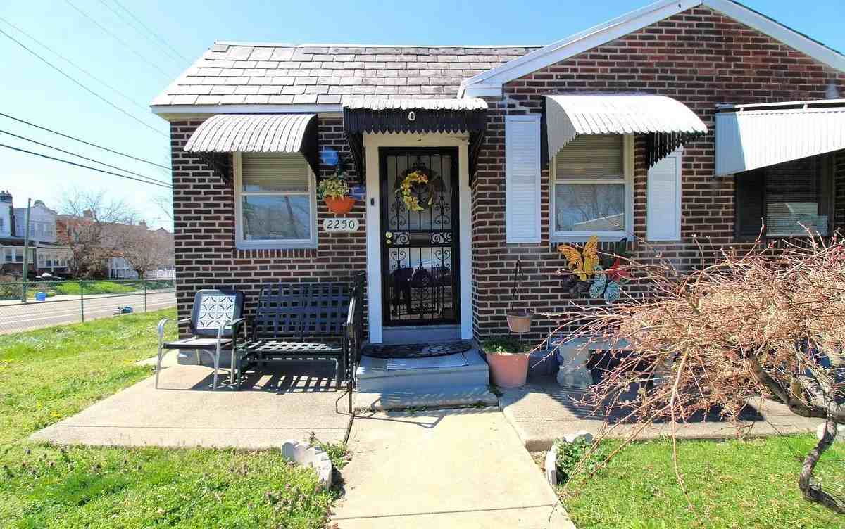 2250 S 56th St #NA - Photo 2 of 20