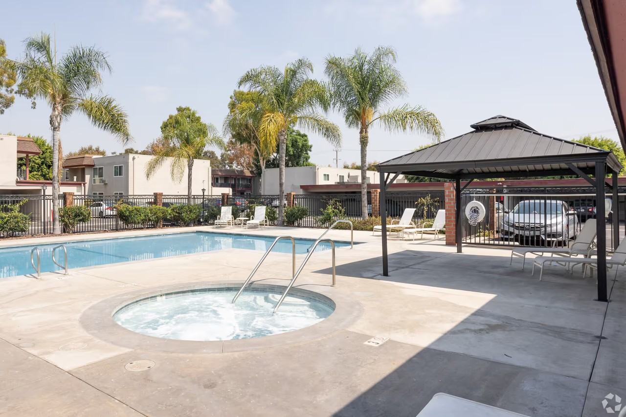 Chateau de Ville - Photo 2 of 50