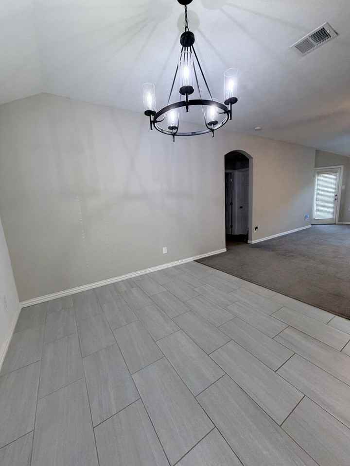 9108 Gristmill Ct - Photo 3 of 29