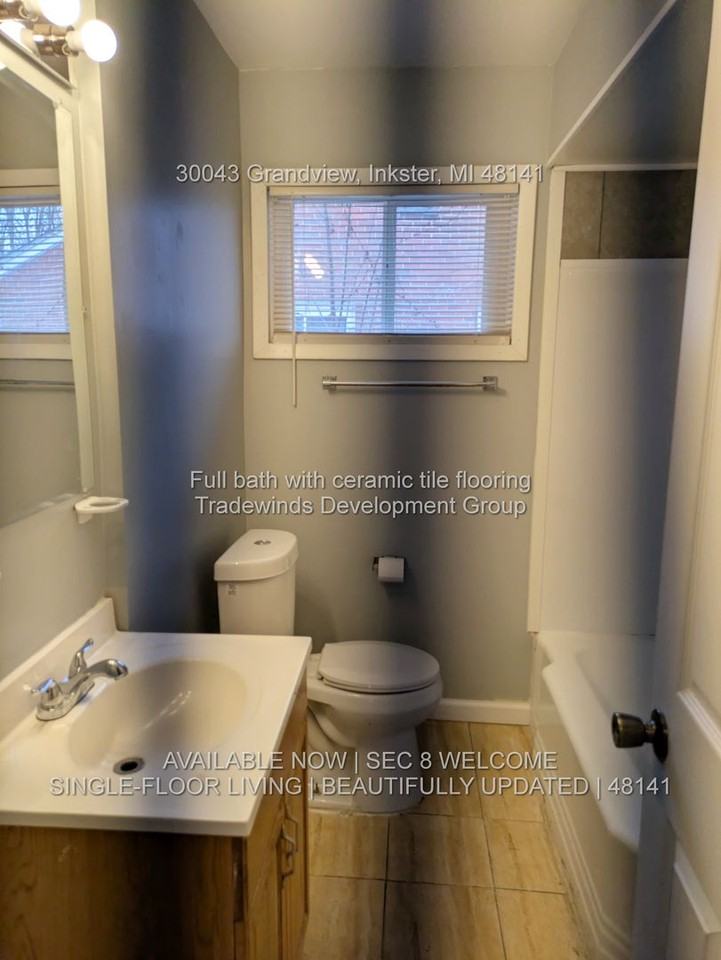 30043 Grandview St - Photo 5 of 12