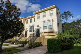 1620 42nd Sq #104 - Photo 1 of 1