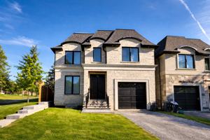 featured image of 613 Queens Drive