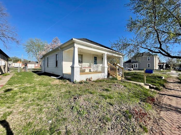 2123 S 9th St #NA - Photo 4 of 35