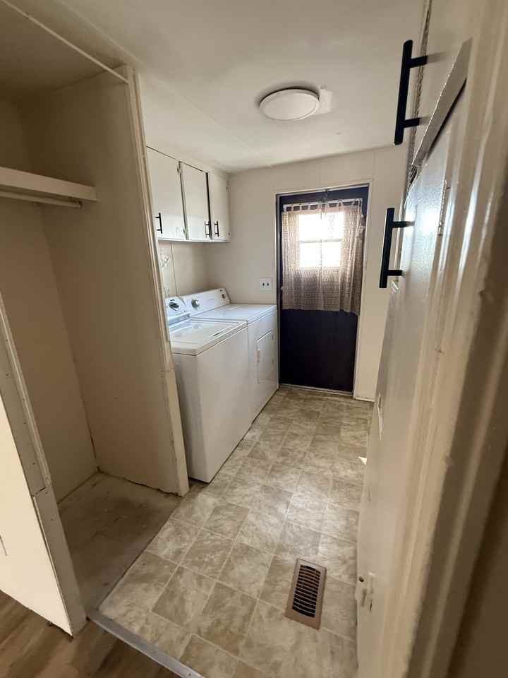 1401 Kenneth Dr #NA - Photo 7 of 11