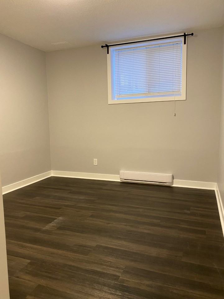 1378 Mayview Avenue #2 - Photo 6 of 10