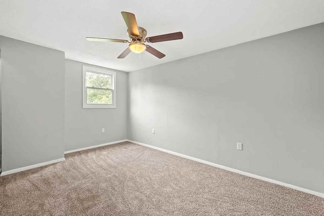 207 Marie Ave - Photo 7 of 18