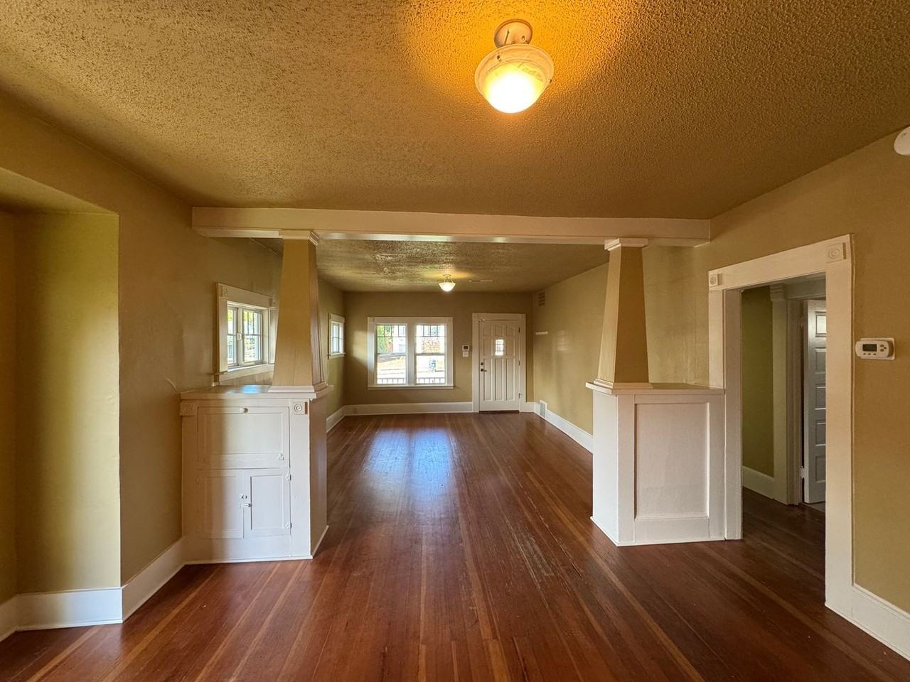 2077 Onyx St - Photo 3 of 11