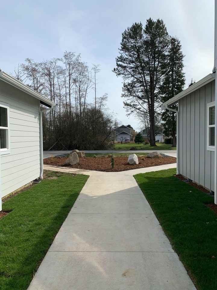 668 E Street - Photo 7 of 9