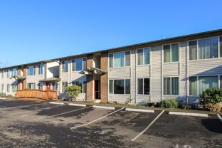 470-488 24th St NE - Photo 1 of 1