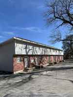 featured image of 207 E Carlton St