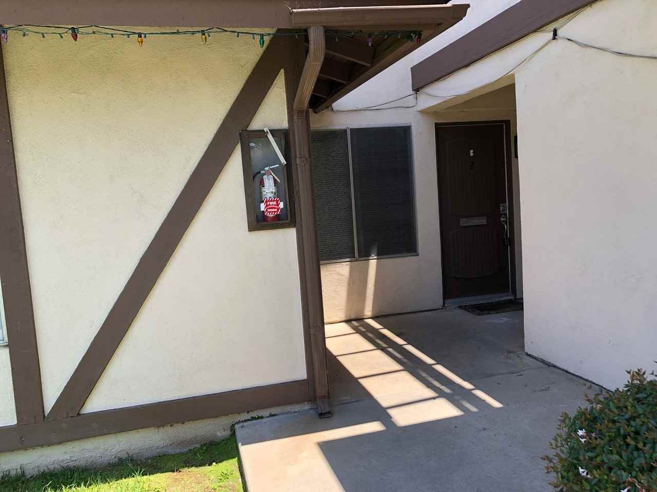 5572 Reno Cir #2 - Photo 3 of 45