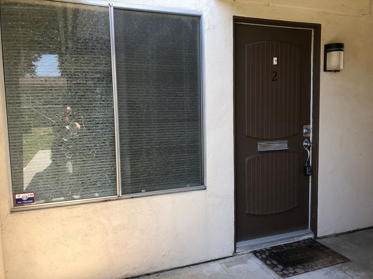 5572 Reno Cir #2 - Photo 4 of 45