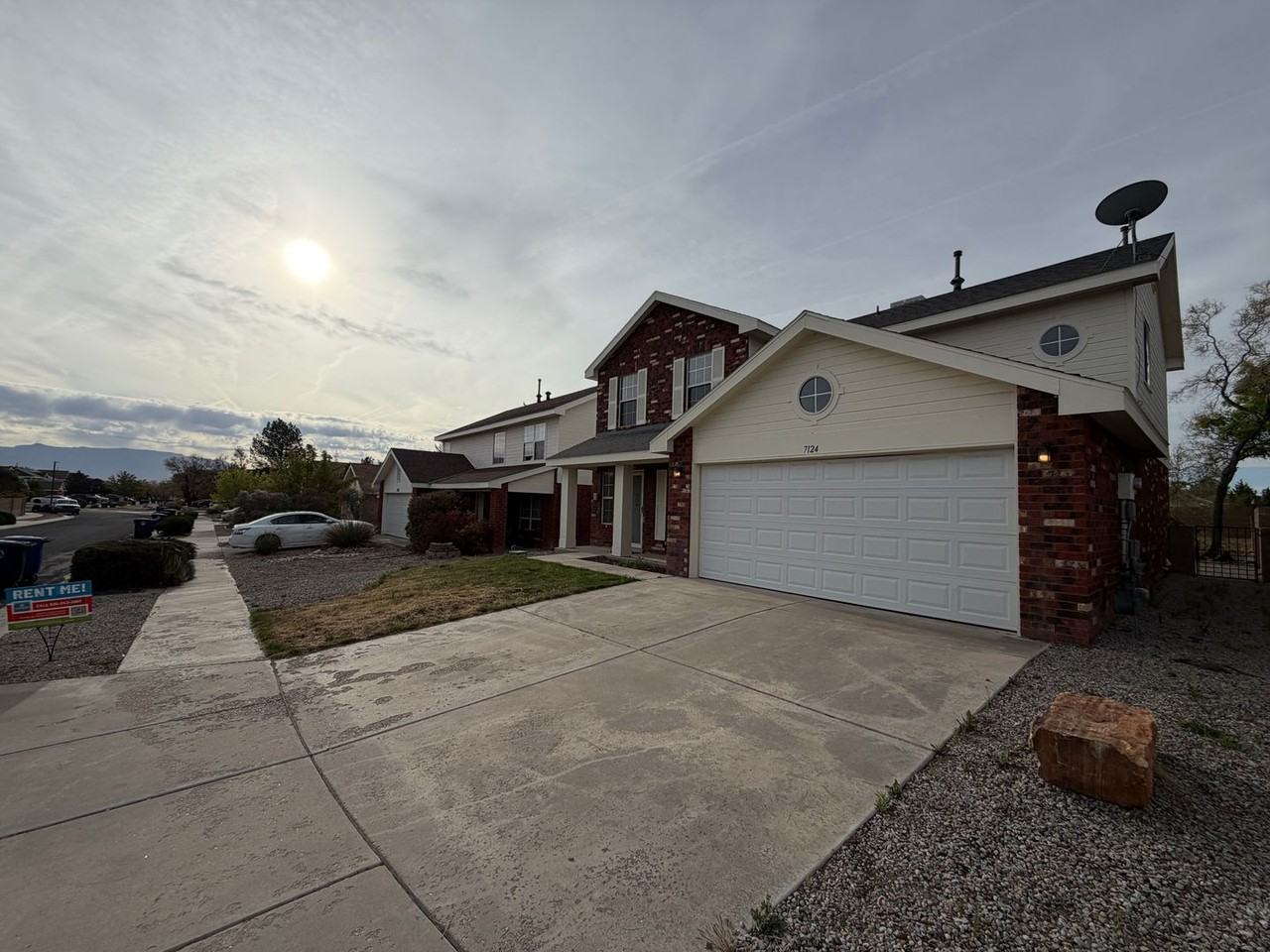 7124 Easton Pl Nw - Photo 2 of 32