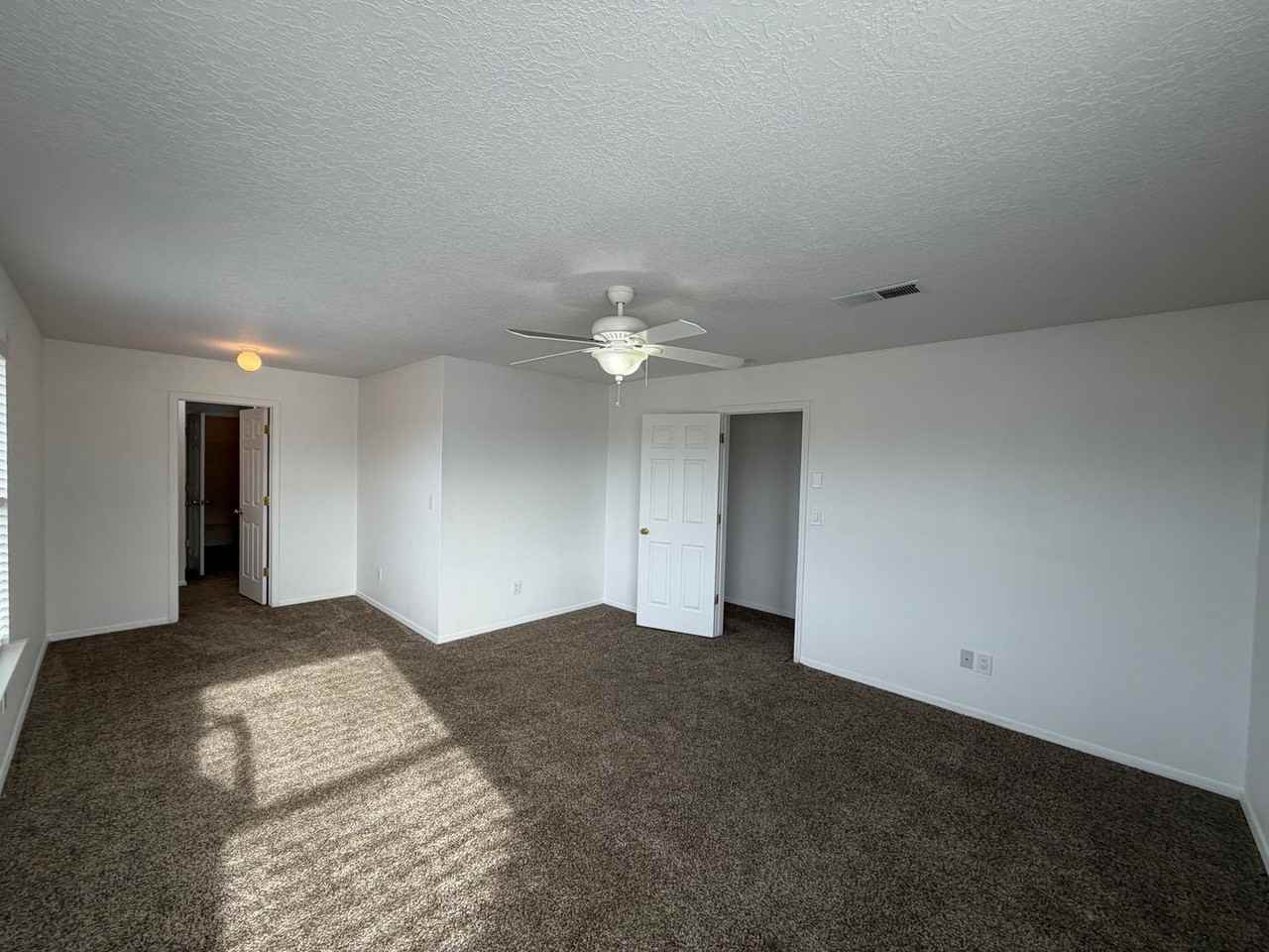 7124 Easton Pl Nw - Photo 7 of 32