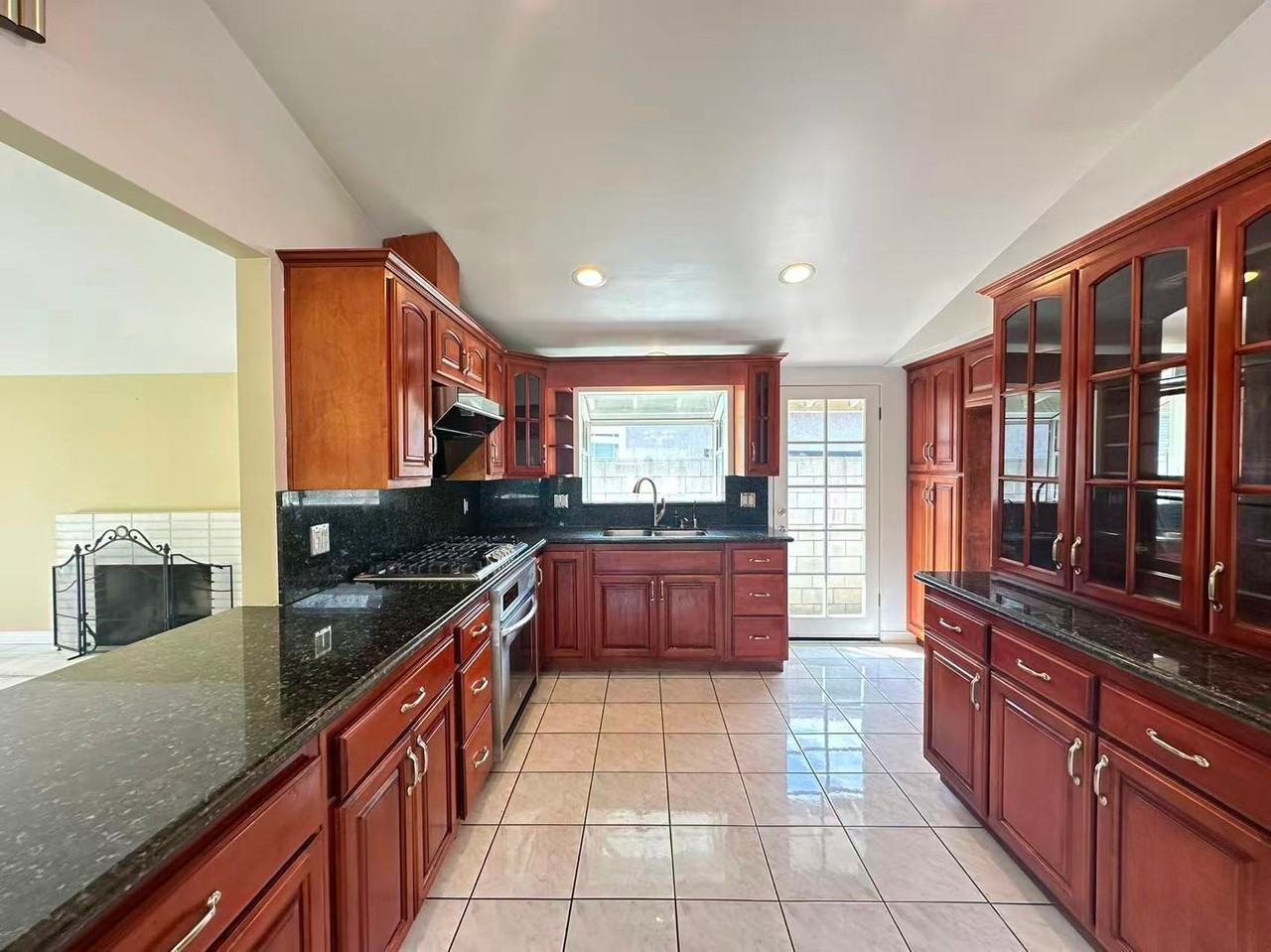 1722 Matchleaf Ave - Photo 6 of 14