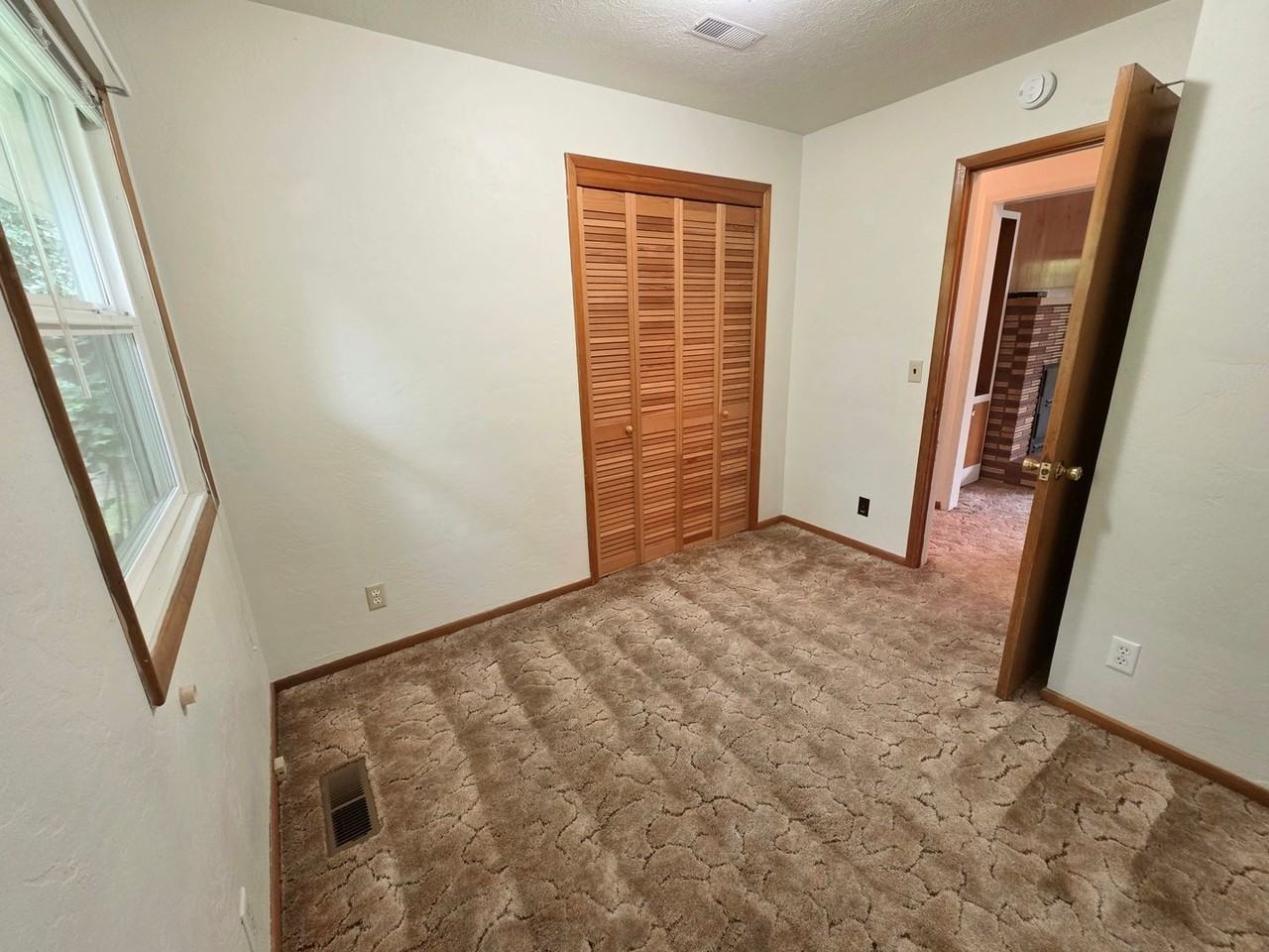 1154 Sw Lee Ln - Photo 4 of 10