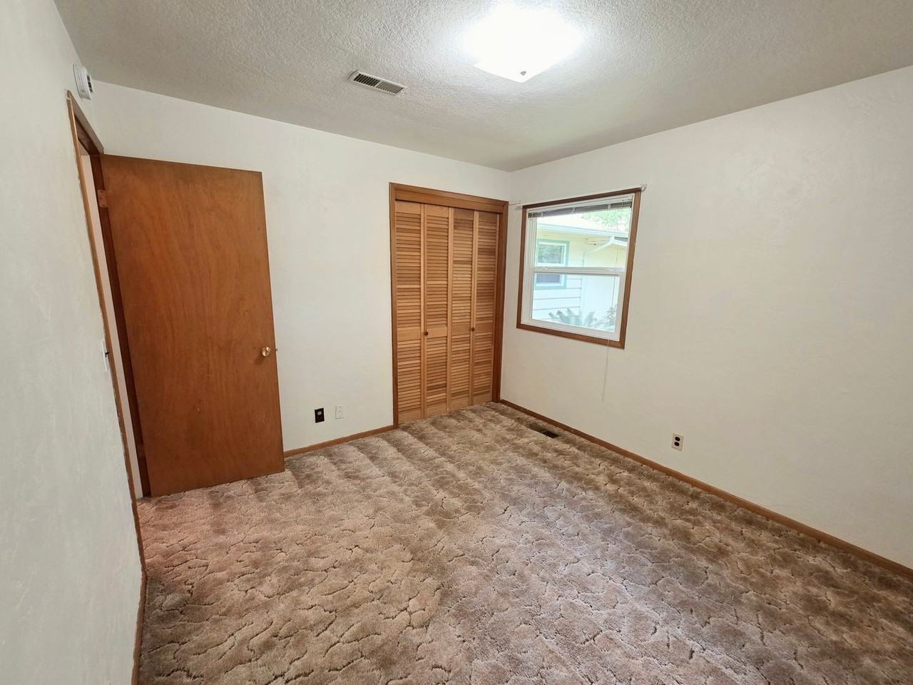 1154 Sw Lee Ln - Photo 6 of 10