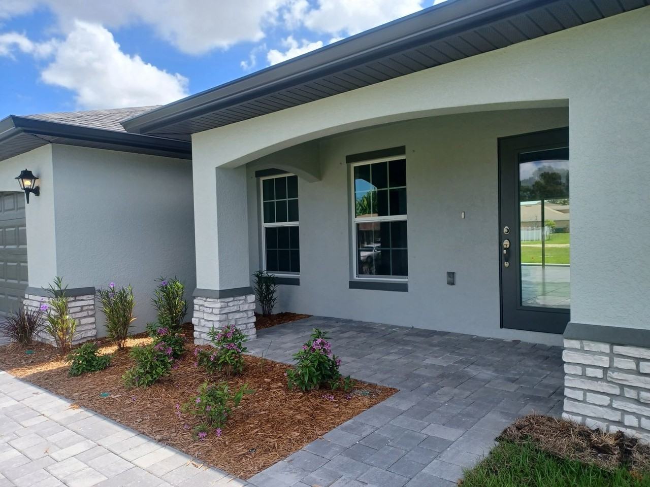 417 Sw 26th Ave - Photo 4 of 36