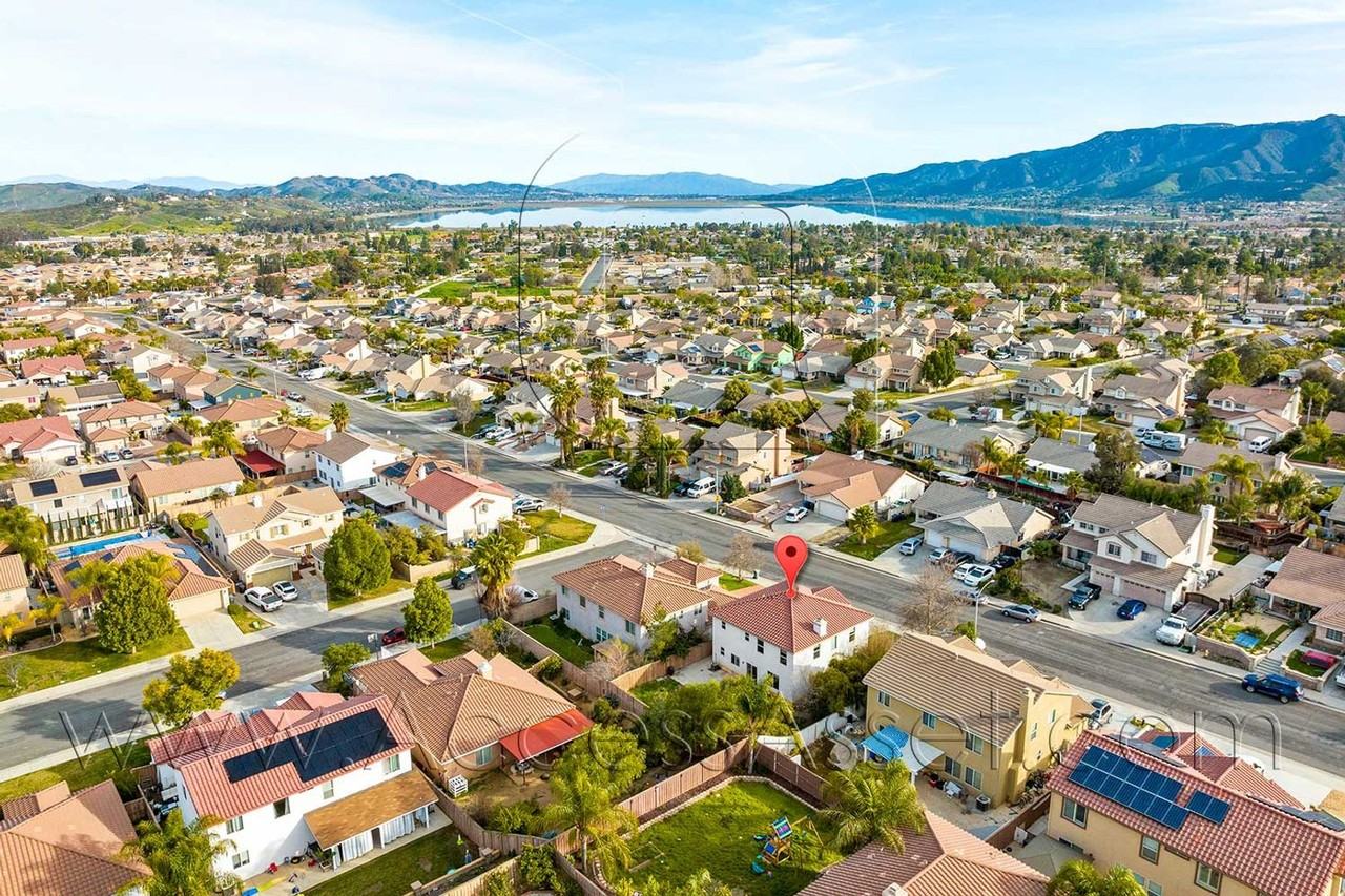 15234 Washington Ave - Photo 6 of 33