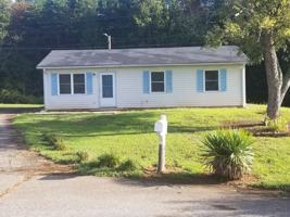 featured image of 211 Foxwood Dr