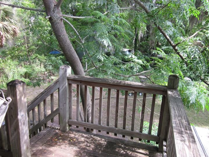 722 Ne 3rd Ave - Photo 2 of 9