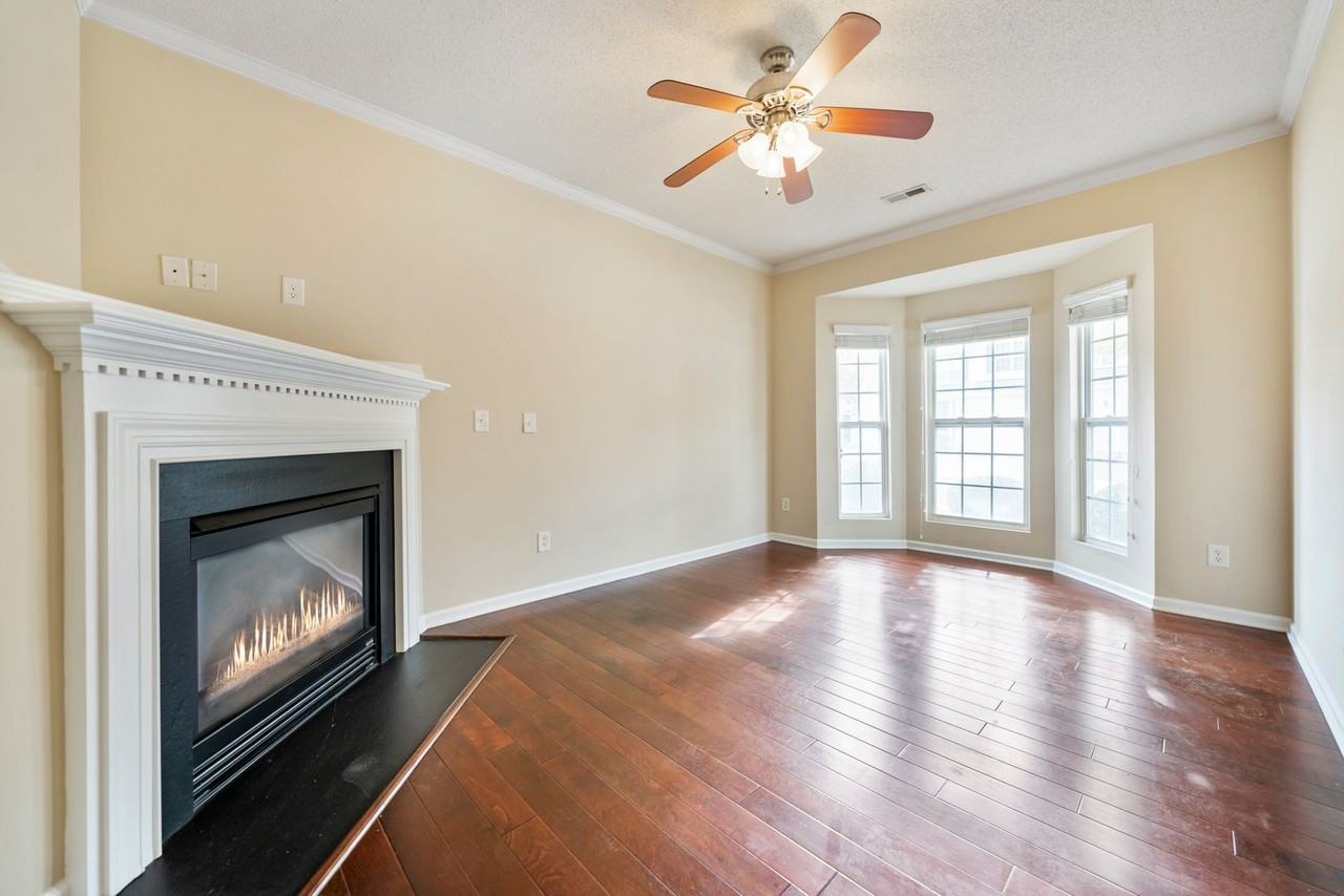202 Hidden Springs Dr - Photo 3 of 24