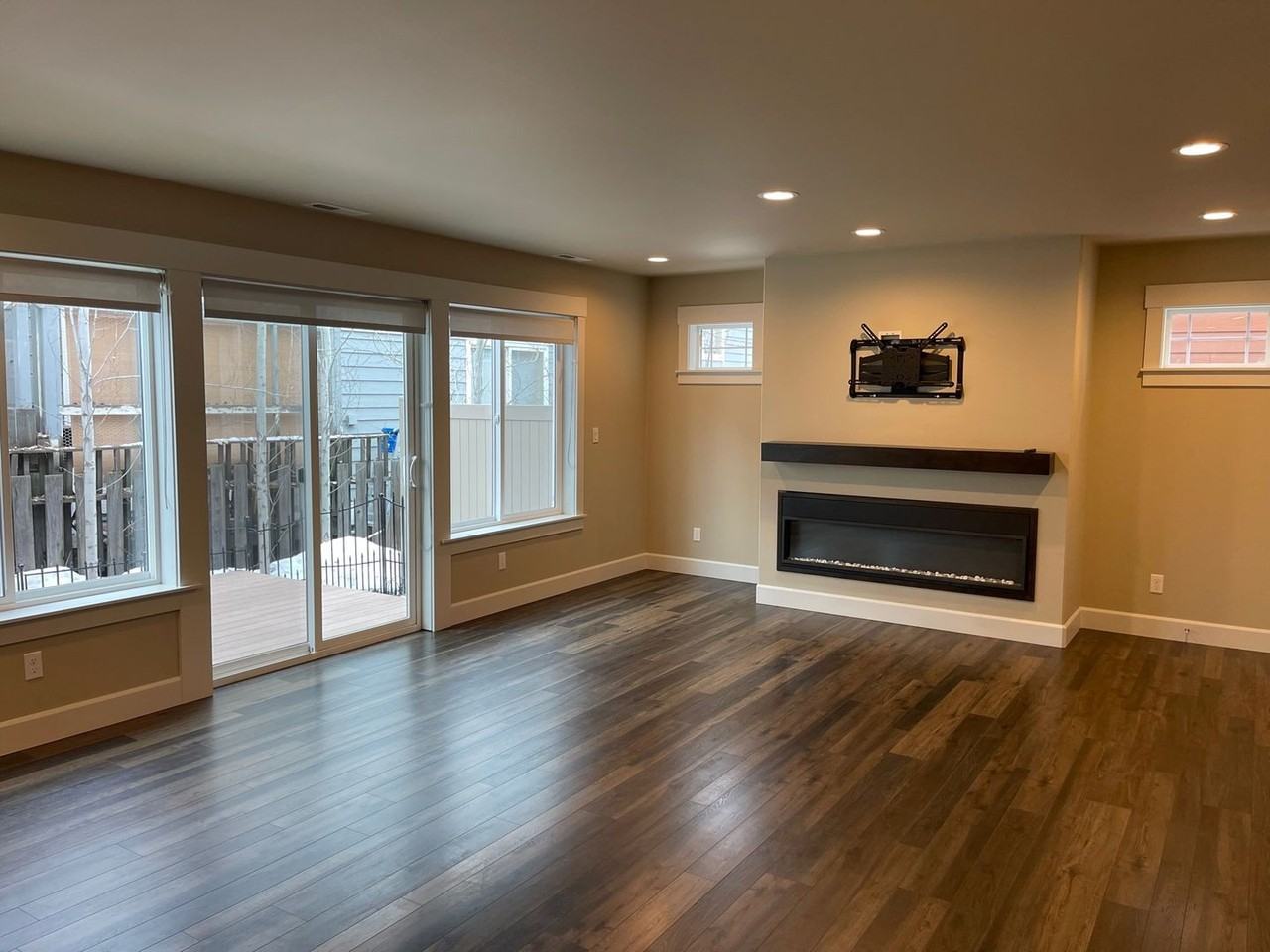 112A Vineyard Ln - Photo 2 of 14