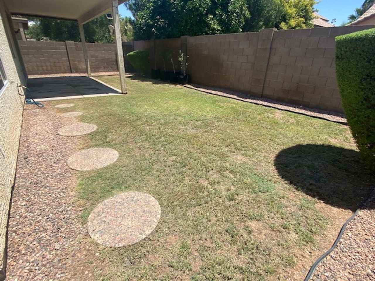 3281 W Ross Dr - Photo 3 of 31