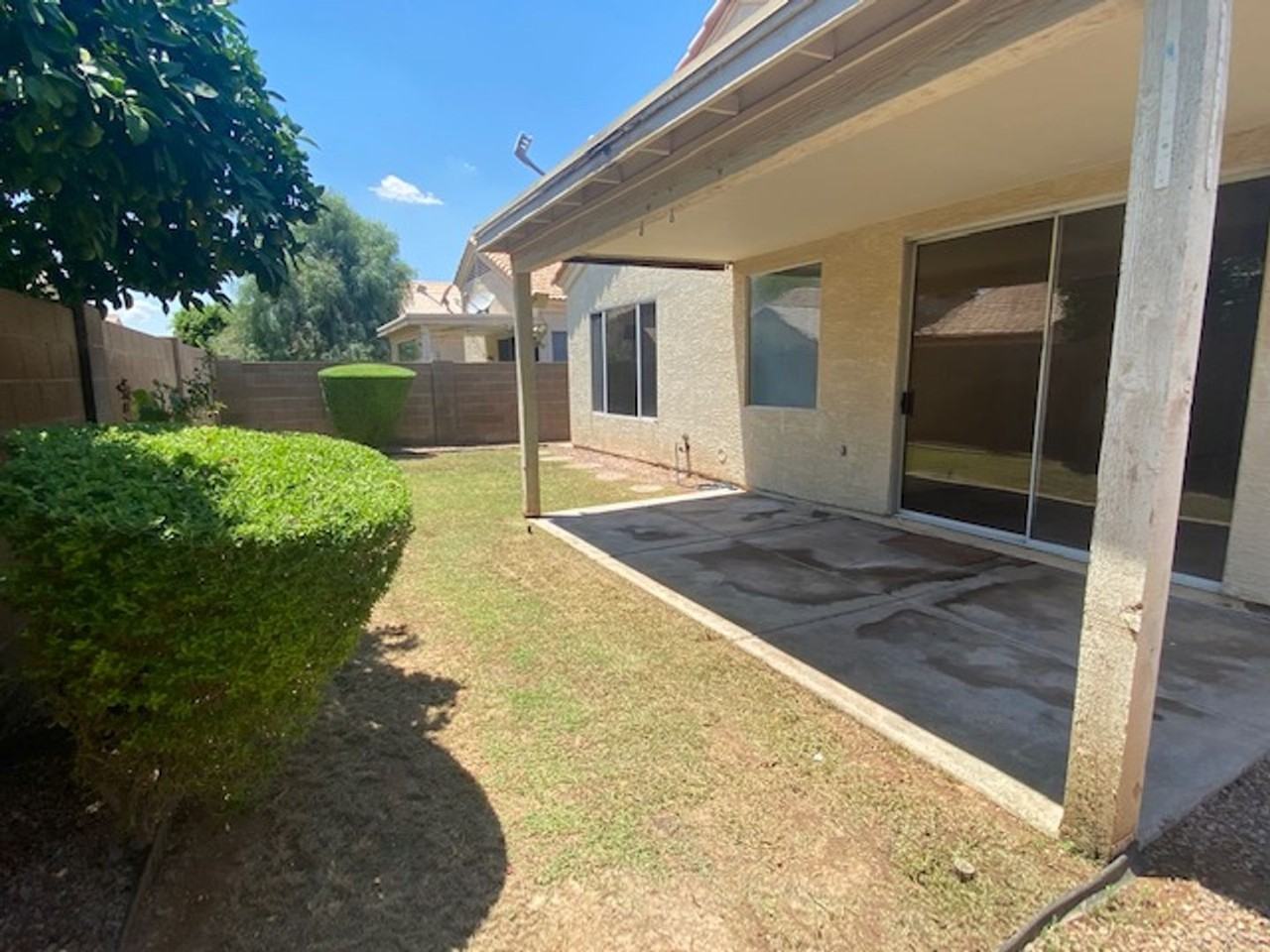 3281 W Ross Dr - Photo 4 of 31