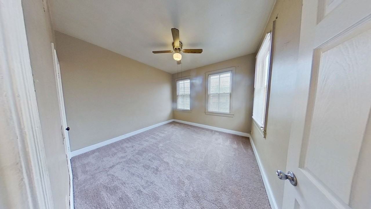 29 N Main St - Photo 6 of 7