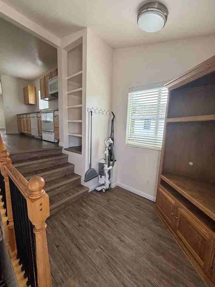 303 N 100 W #B - Photo 3 of 20