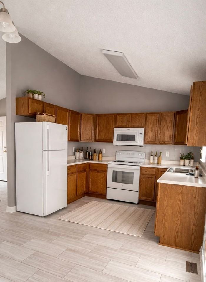 178 3rd Ave - Photo 6 of 17